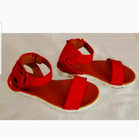 CATHERINE MALANDRINO GIRLS RED SIZE 10 TODDLER SAN - Picture 3 of 10